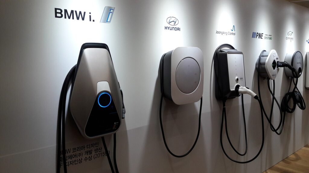 charger, evse, electric car, Bridgestone Teams Up with Tata Power to Bring You Fast EV Charging